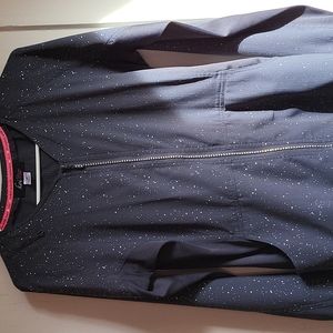 Light weight scrub jacket